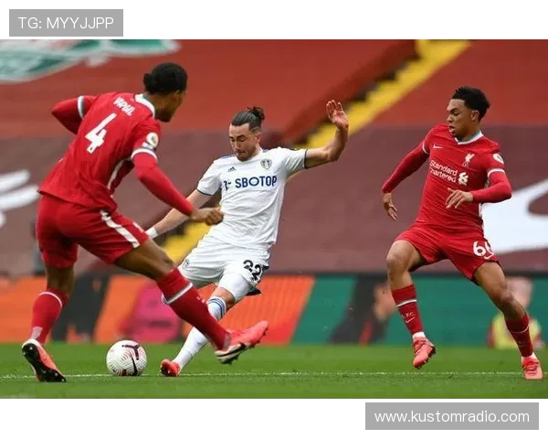 letou足球比分官方网站为用户提供全面的足球比分查询服务，支持多场比赛同步直播